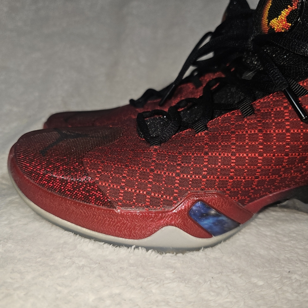 Size 11 ~ Air Jordan 30 "XXX" Gym Red (811006-601). - Picture 9 of 16